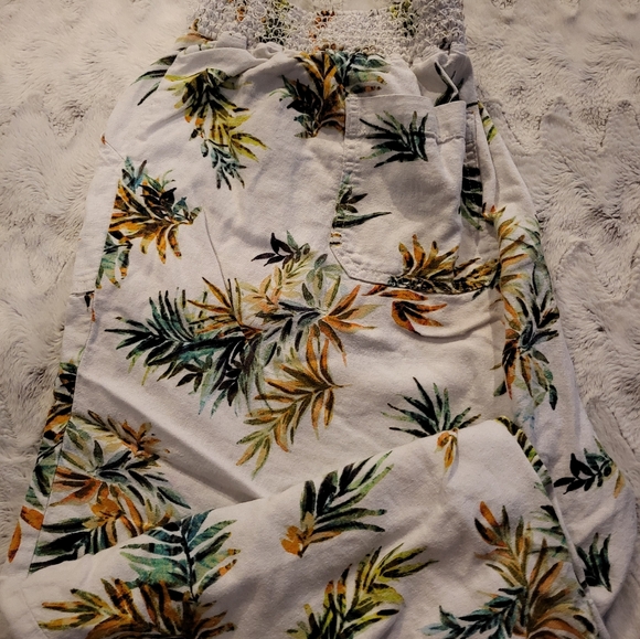 3x tropical capris - Picture 1 of 4